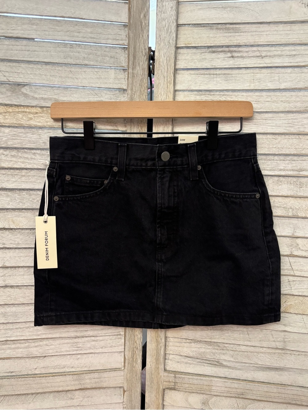 NWT Denim Forum Black Denim Mini Skirt Size 24
